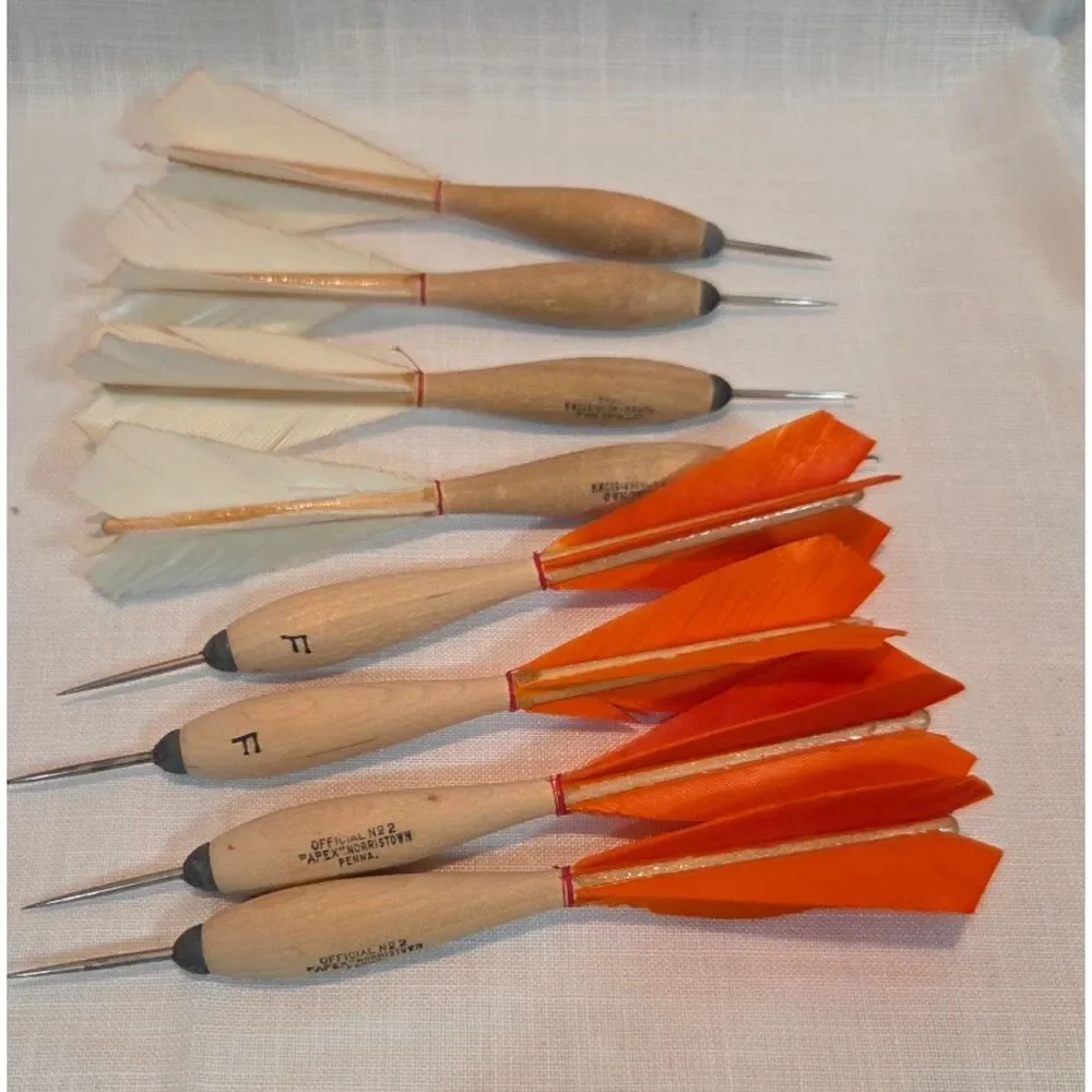 Vintage Apex No 2 Tournament Darts Feather Flights Original Box Norristown PA